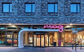 Moxy Hamburg City